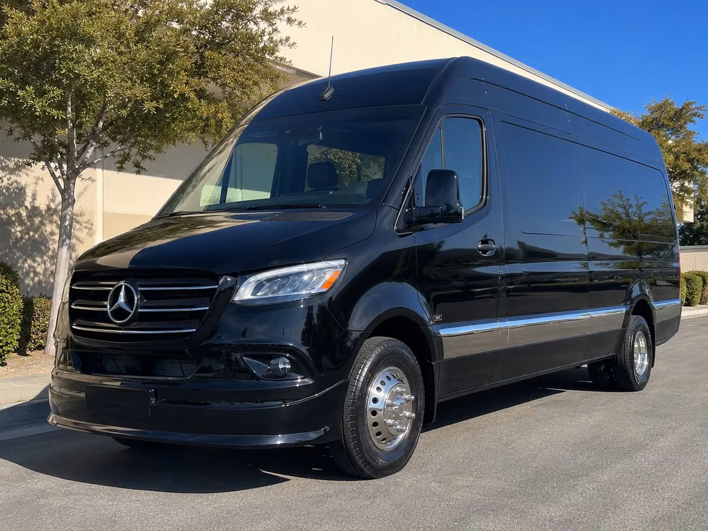 jackson airport shuttle services