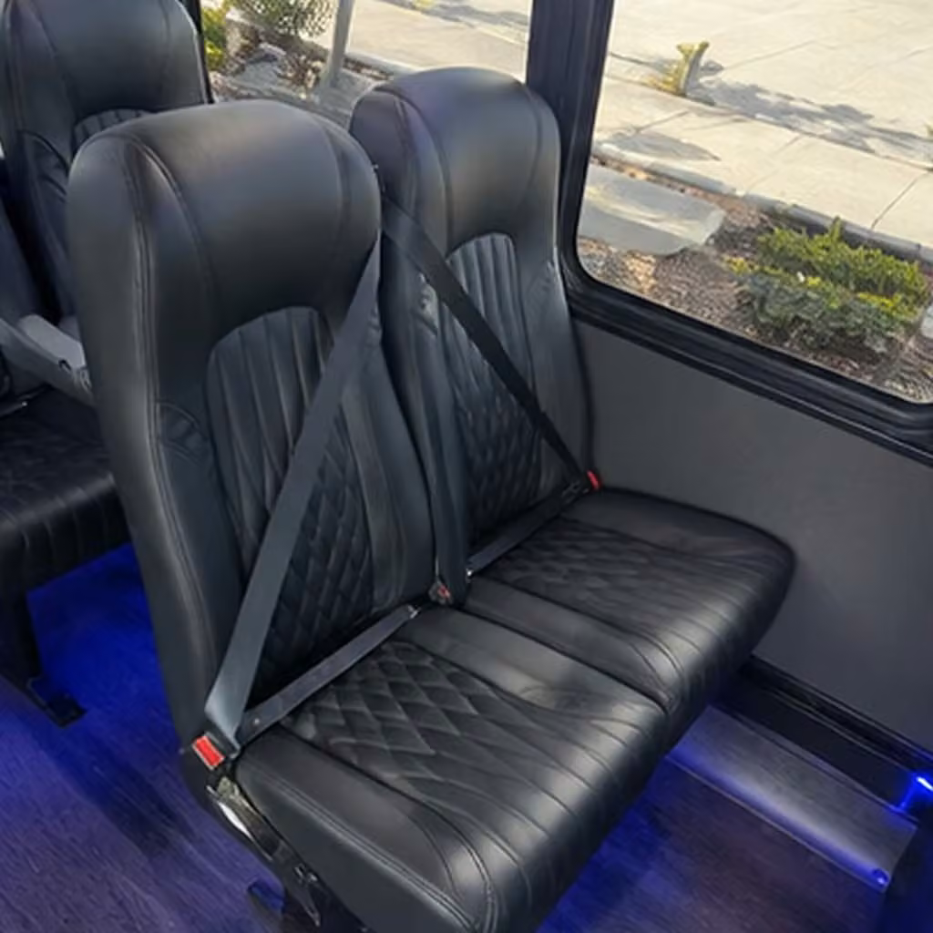school field trip bus rentals in jackson